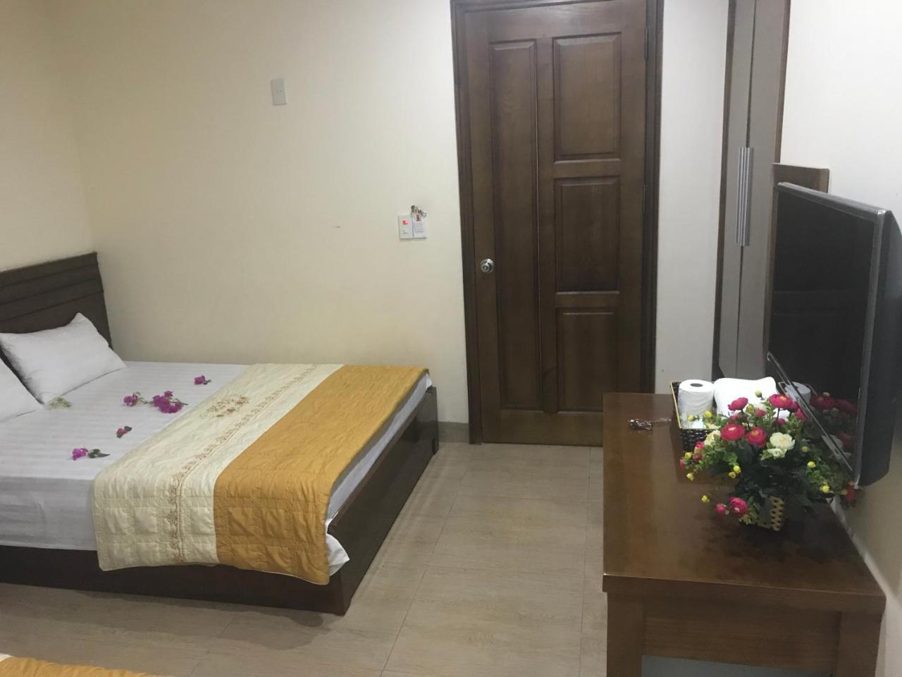 Ha Vy Hotel Cat Ba Island Exterior photo